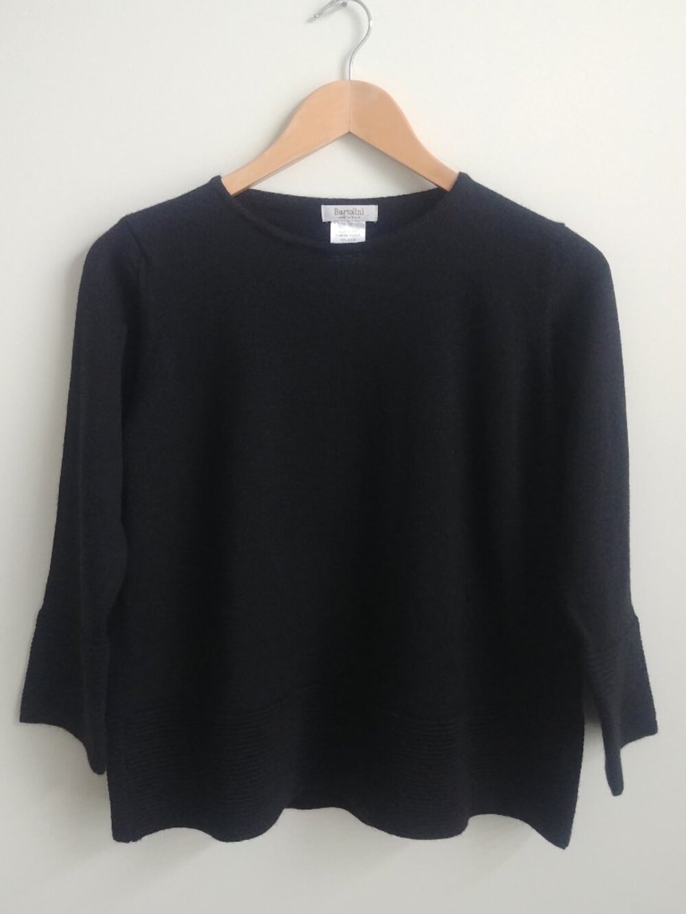 Bartolini made in Italy black wool sweater top 3/4 sleeves Medium ribbed cuffs